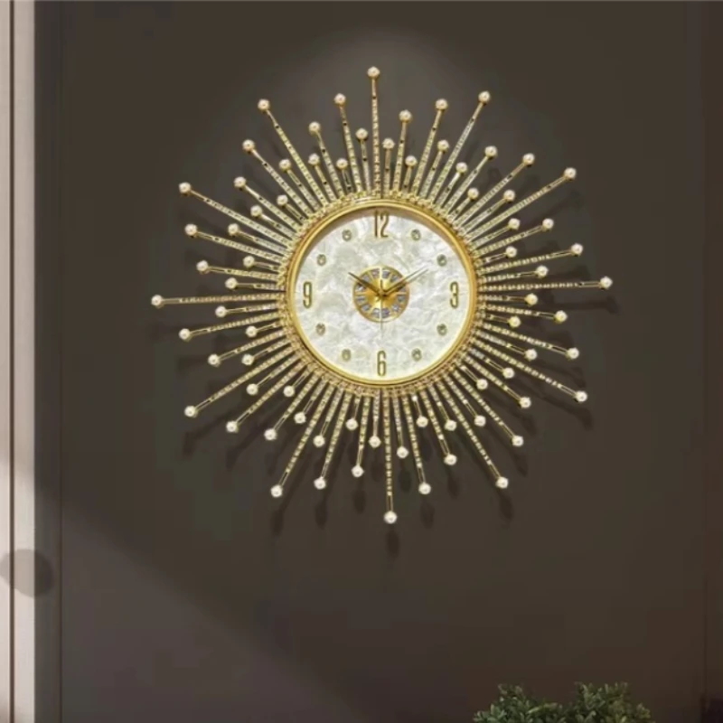 Luxury-inspired Wall Clock Living Room Creative Sophisticated Artistic Decor Reloj Pared Grande Home Decor Items Living Room