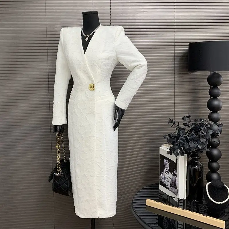 Luxury Brand Jacquard Long Trench Coat Slim Coat Women V- Neck Windbreaker Design Clothes Autumn Winter Jacket Trench Coats