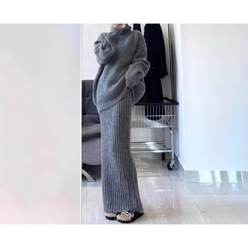 High End Feeling Light Luxury Socialite French Retro High Neck Sweater Cool Fashion Two-piece Set Simple Half Skirt Elegant