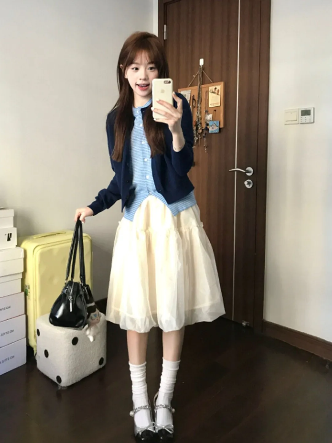 

Fashionable Knitted Sweater And Skirt Two-Piece Set Age-Defying Chic Spring Collection Comfortable Mid-Spring Outfit