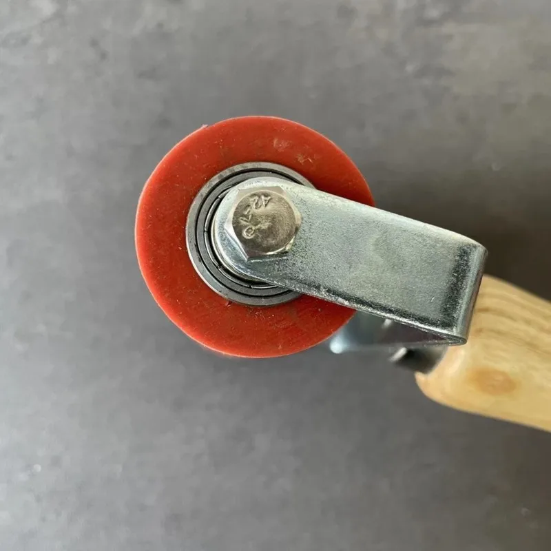 AB42-Seam Press Roller, High-Quality Wallpaper Application Tool, Red Waterproof Double-Stand Beechwood Handle, Lightweight