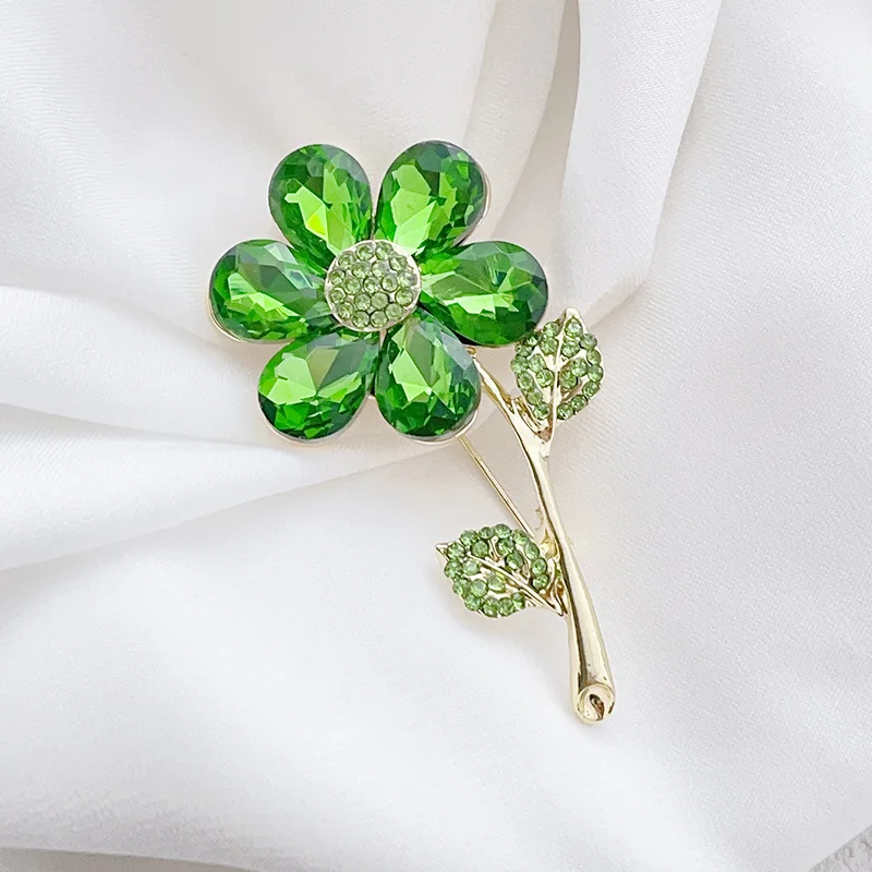 1Pc Fashion GFlower Brooch with Shiny Zircons, Simple Plant Brooches Pins for Women Men Jewelry Accessories Gifts 2026