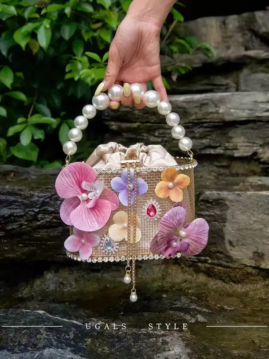 

Fashion Solid Floral Clutch Purse Wedding Party Women Handbag Glitter Shiny Rhinestones Diamond Evening Bag Luxury Banquet Bag