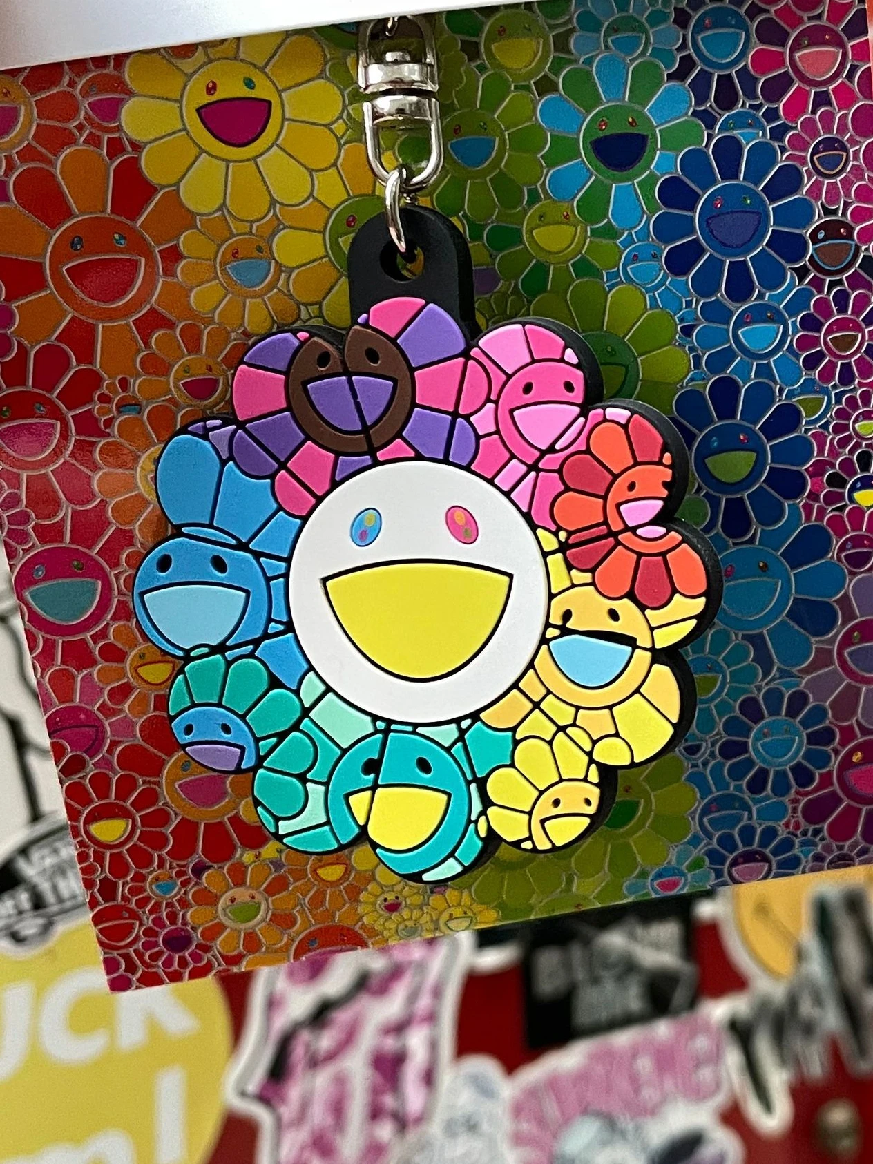 سلسلة مفاتيح على شكل عباد الشمس من تاكاشي، هدية إبداعية، قلادة دراجة نارية صغيرة، حامل مفاتيح من الفولاذ المقاوم للصدأ بأسلوب...