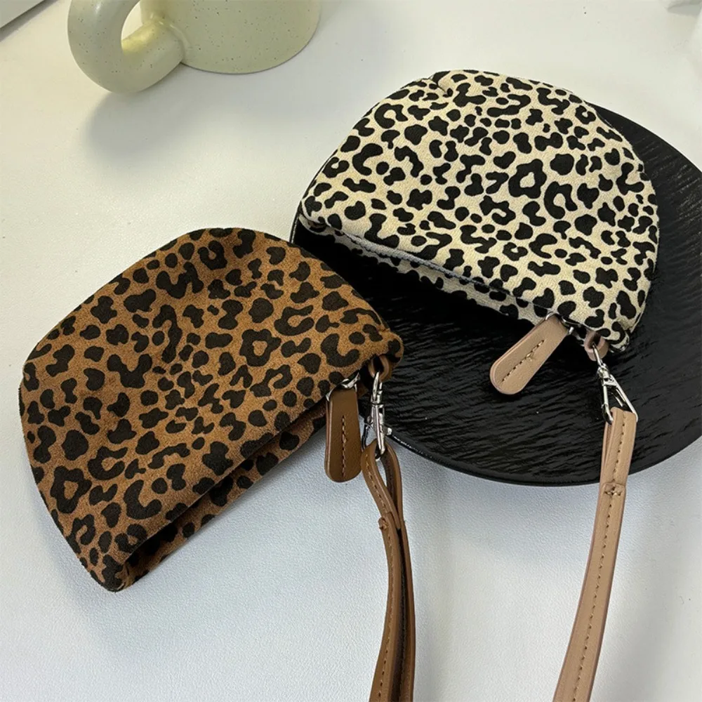 Suede Leopard Print Hanging Neck Bag Croissant Handbag Coin Purse with Lanyard Y2K Card Holder Mini Storage Bag Streetwear