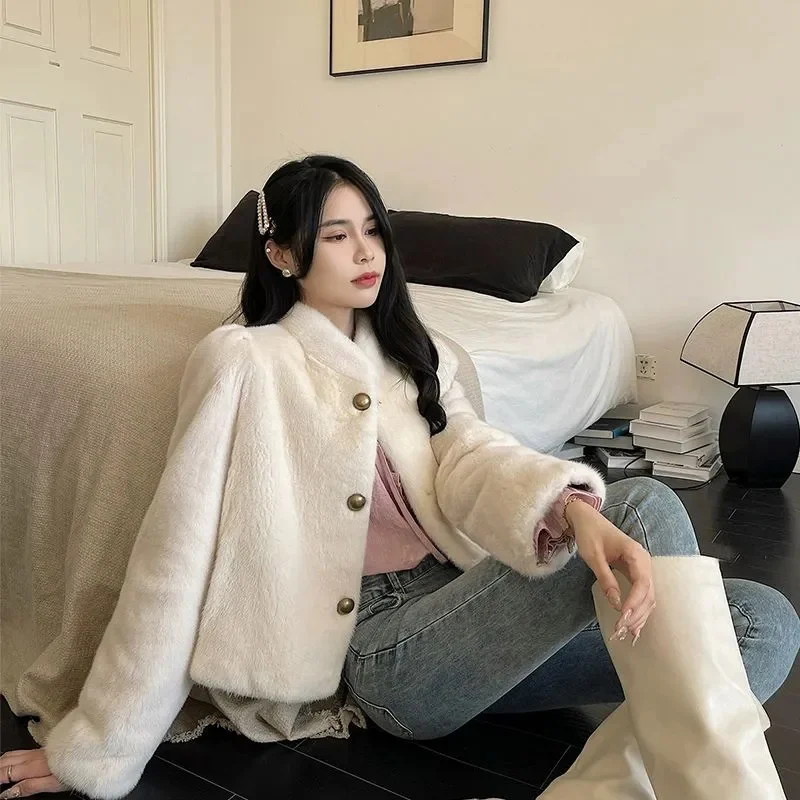 Imitation Fur Coat Women's Autumn Winter 2025 New Stand-UP Collar Mao Mao Outwear Female Short Fur-Like Padded Overcoat Ladies