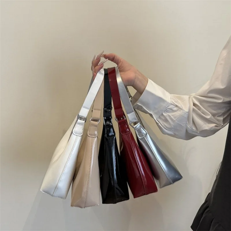 

Firm 2025 Новая женская роскошная брендовая кожаная сумка через плечо Известный дизайнер Популярная классическая повседневная сумка ​