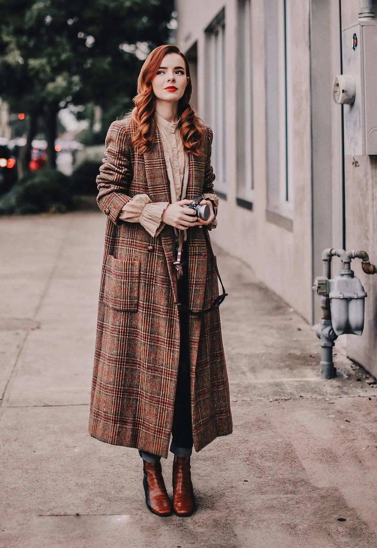 Giacca calda vintage da donna Cappotto lungo spesso scozzese invernale autunnale Cappotto personalizzato da lavoro d'ufficio di alta qualità