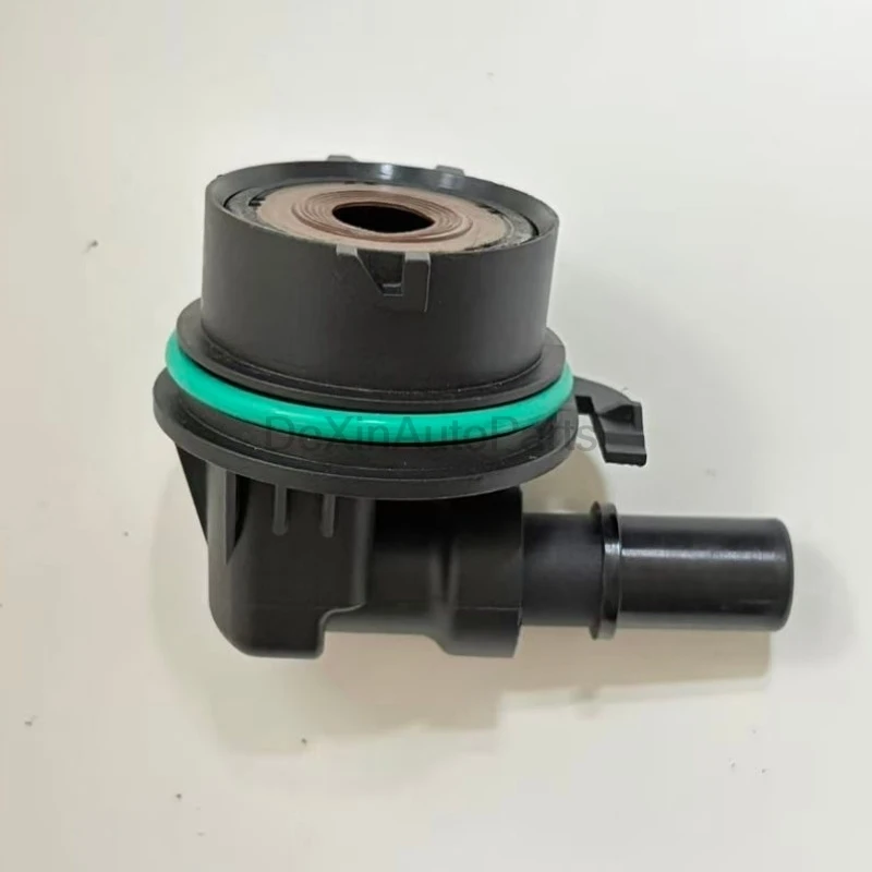 68210345AA 68210345AC Suitable For Dodge Ram ProMaster 1500 Jeep Wrangler Grand Cherokee L Gladiator PCV Valve