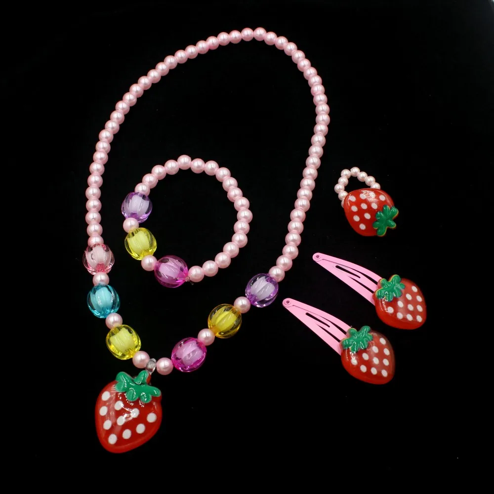 1 Set Erdbeer-Schmuckset für Kinder, handgefertigte Perlenkette, Armband, Ring, Haarspangen, süße Früchte, perfektes Geschenk für Mädchen