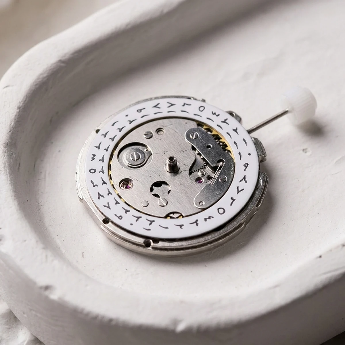 For China NH35 Automatic Mechanical Movement High Accuracy Date Calendar At 3/6 O'clock Position Replace for Japanese NH35