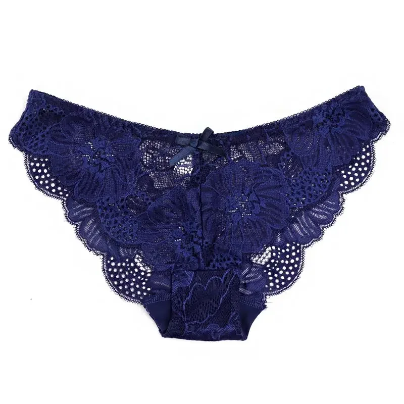 European Low-waist High-end Sexy Hollow Lace Underwear Hepburn Style Lift Hip Breathable Ruffles Women's Briefs Smooth and Soft