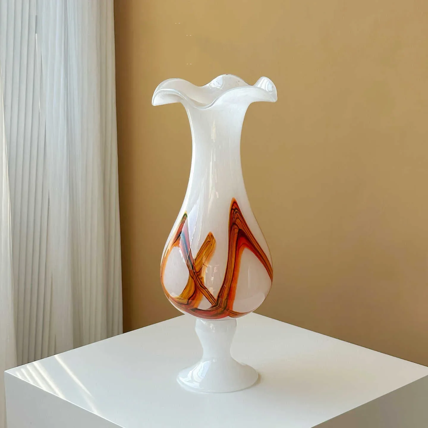 DSA French light luxury glass vase, living room flower arrangement decoration ornament, retro high-end sense, good-looking,