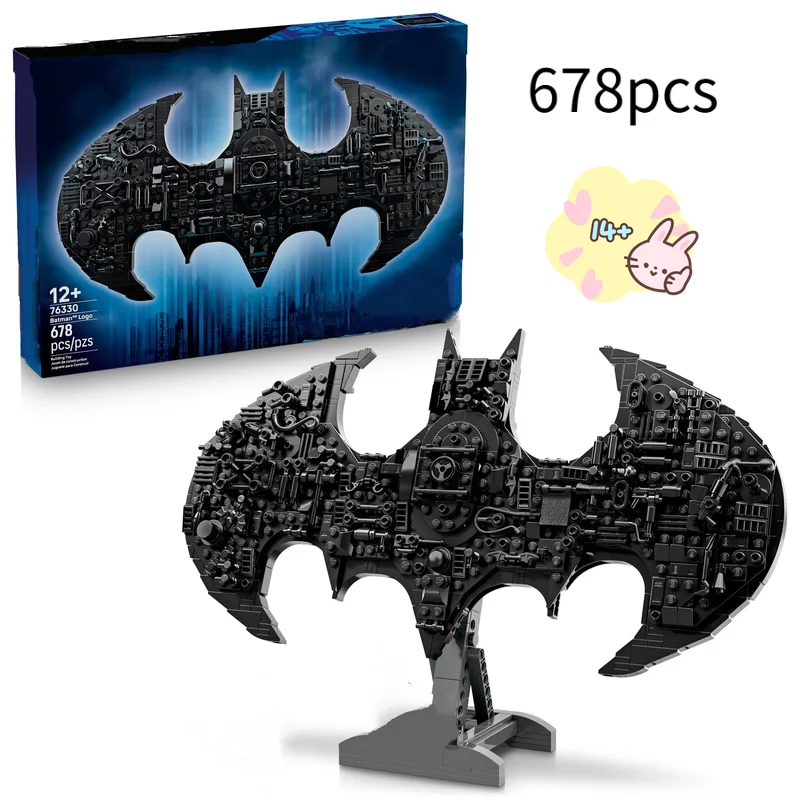 

2026 New 678pcs Bat Logo Heroes Sets Classic Movie Series 76330 Creative DIY Toys Building Block Goonie Model For Birthday Gifts