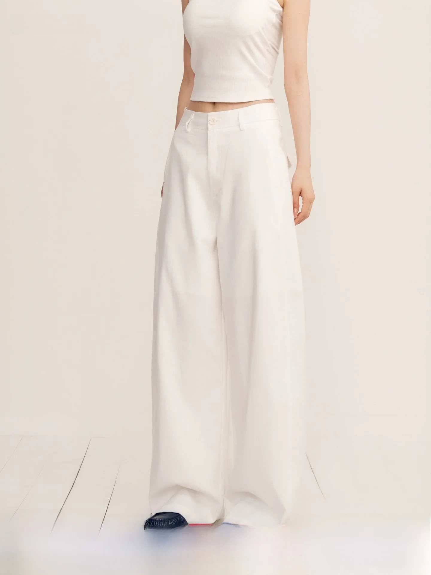 

Брюки женские с высокой талией и широкими штанинами, белые, повседневные, осенние 2025, новые, прямого кроя, стройнящие, для офиса