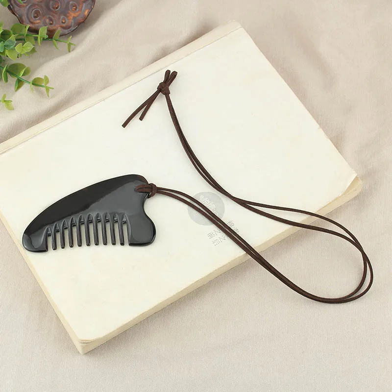 Korean blogger with the same horn comb pendant necklace head massage comb sweater chain pendant fashion accessories wholesale