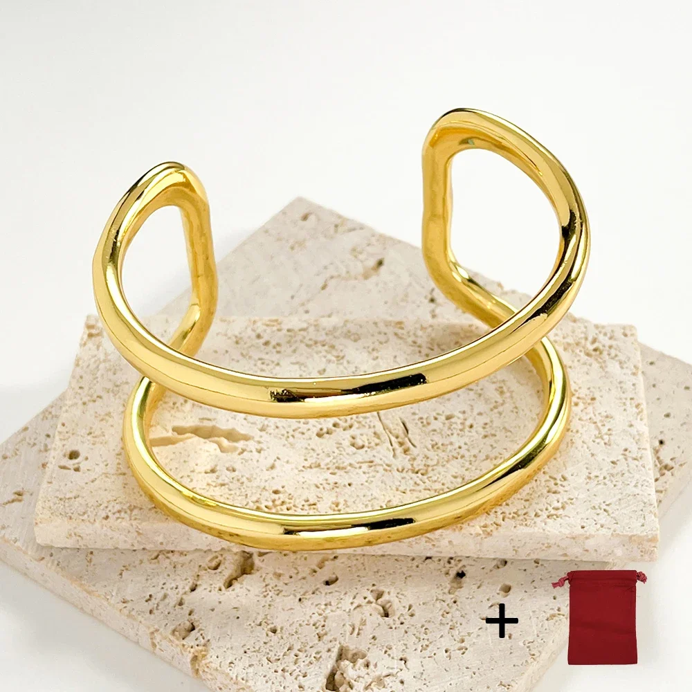 

Exquisite Curved Large Hollow Bracelet, Spanish Jewelry Gift, Gold Line, Hot Sale, High Quality, Exquisite Fashion, And