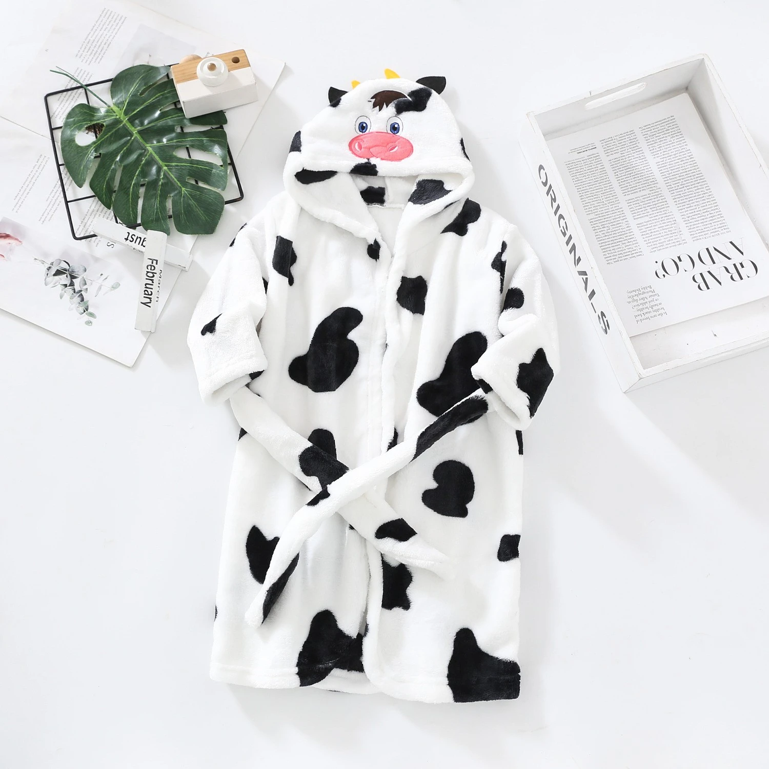 Kids Cartoon Cow Robes New Winter Baby Girl Bathrobe Sleepwear Robe For Children Flannel Hooded Pajamas Boys Homewear Clothing