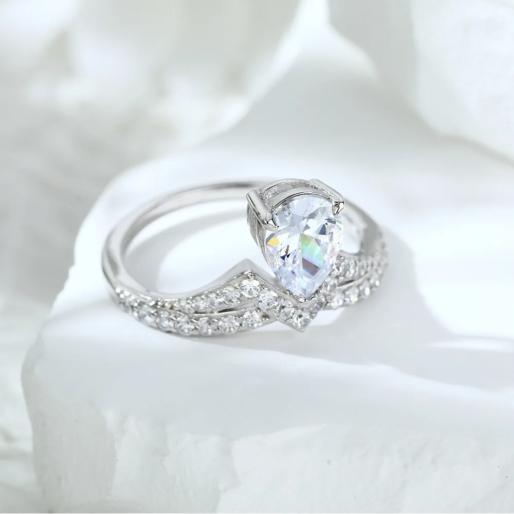 من المألوف s925 الفضة الاسترليني مطلي 18K الذهب PT950 البلاتين قطرة الماء تاج مجوهرات الأحجار الكريمة خاتم الماس خاتم الزواج