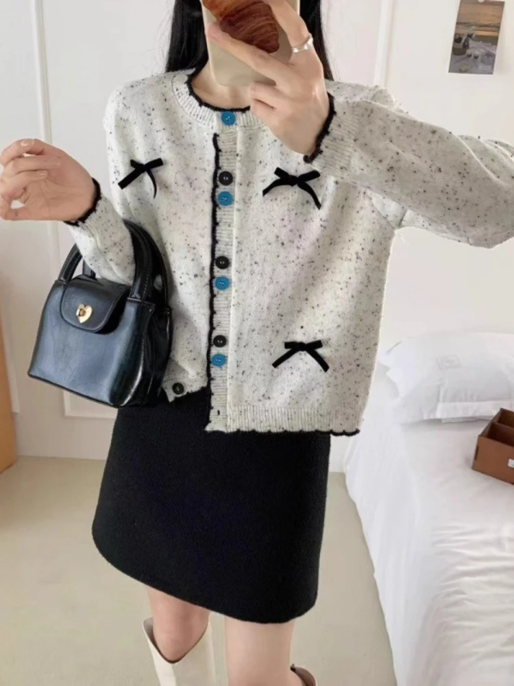 

Korobov Sweet Casual Loose O Neck Long Sleeve Single Breasted Bow Appliques Solid Knitted Cardigan Tops