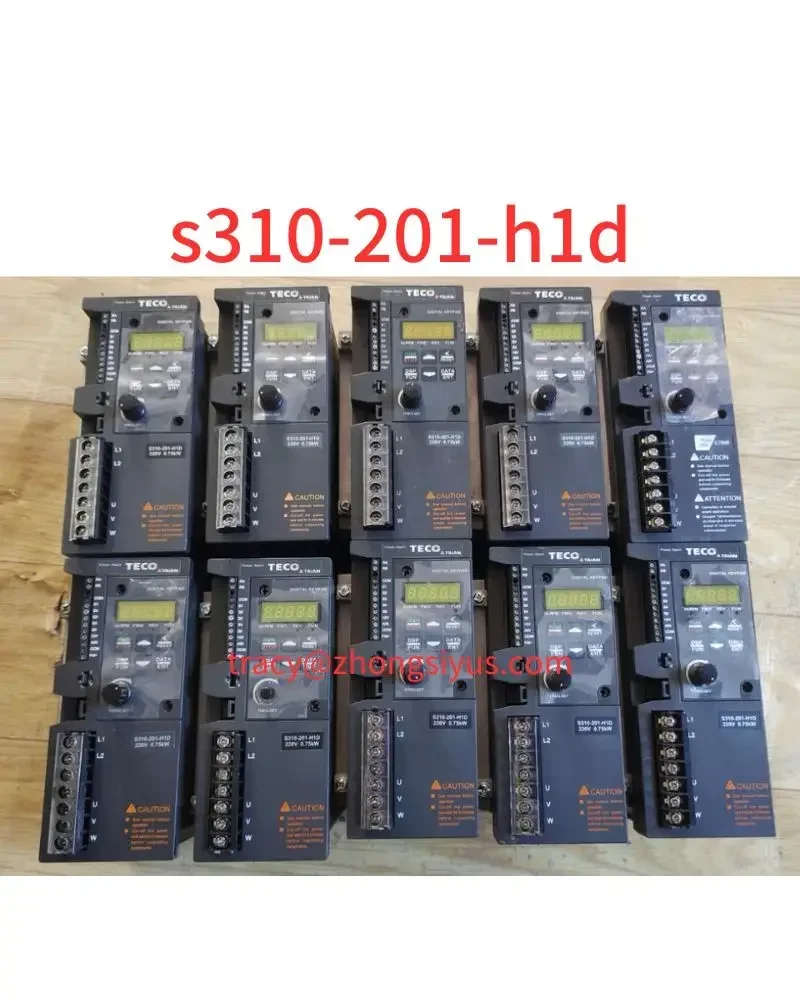 

Second-hand inverter S310-201-H1D 0.75 kw 220v
