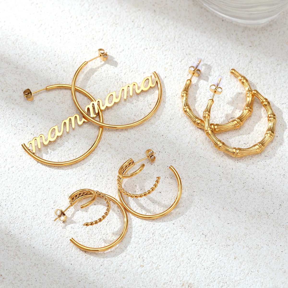 Pendientes de Aro con Letra Mama de Acero Inoxidable Impermeable, Chapados en Oro, Aro Grande, Joyería de Regalo para Mamá, Día de la Madre, No se Deslustran