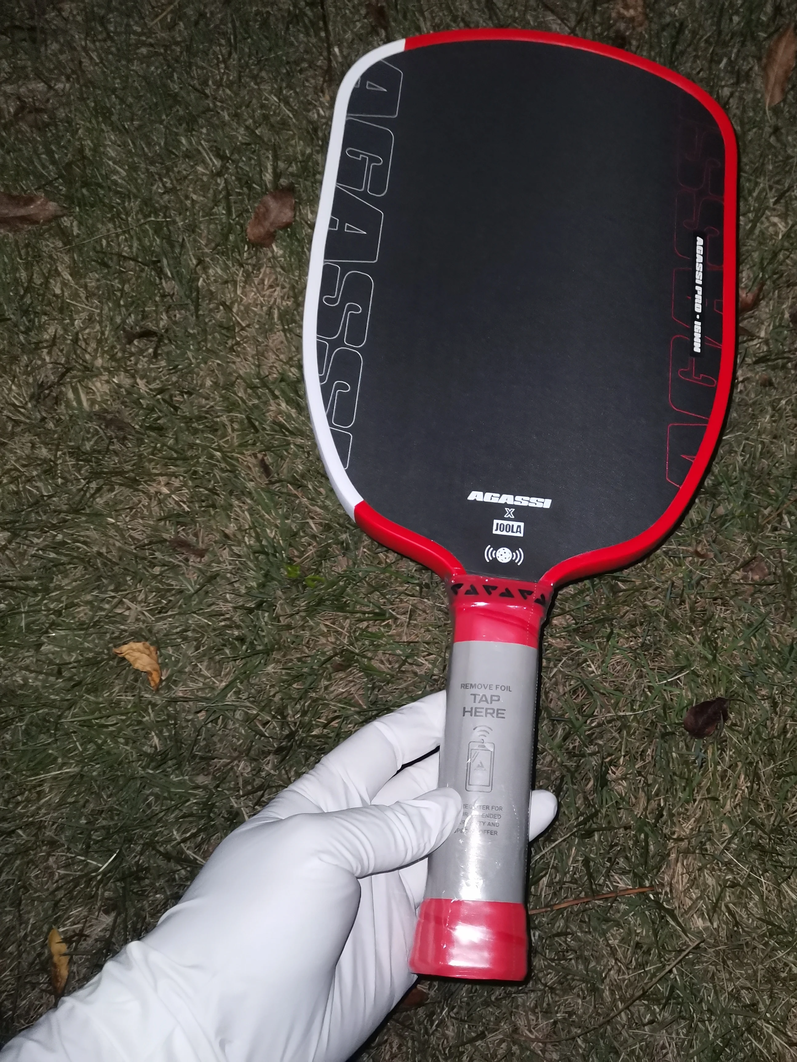 joola-agassi-offensive-t700-carbon-fiber-pickleball-paddle-16mm-hard-surface-40cm-length-225g-weight-sweet-spot-25cm