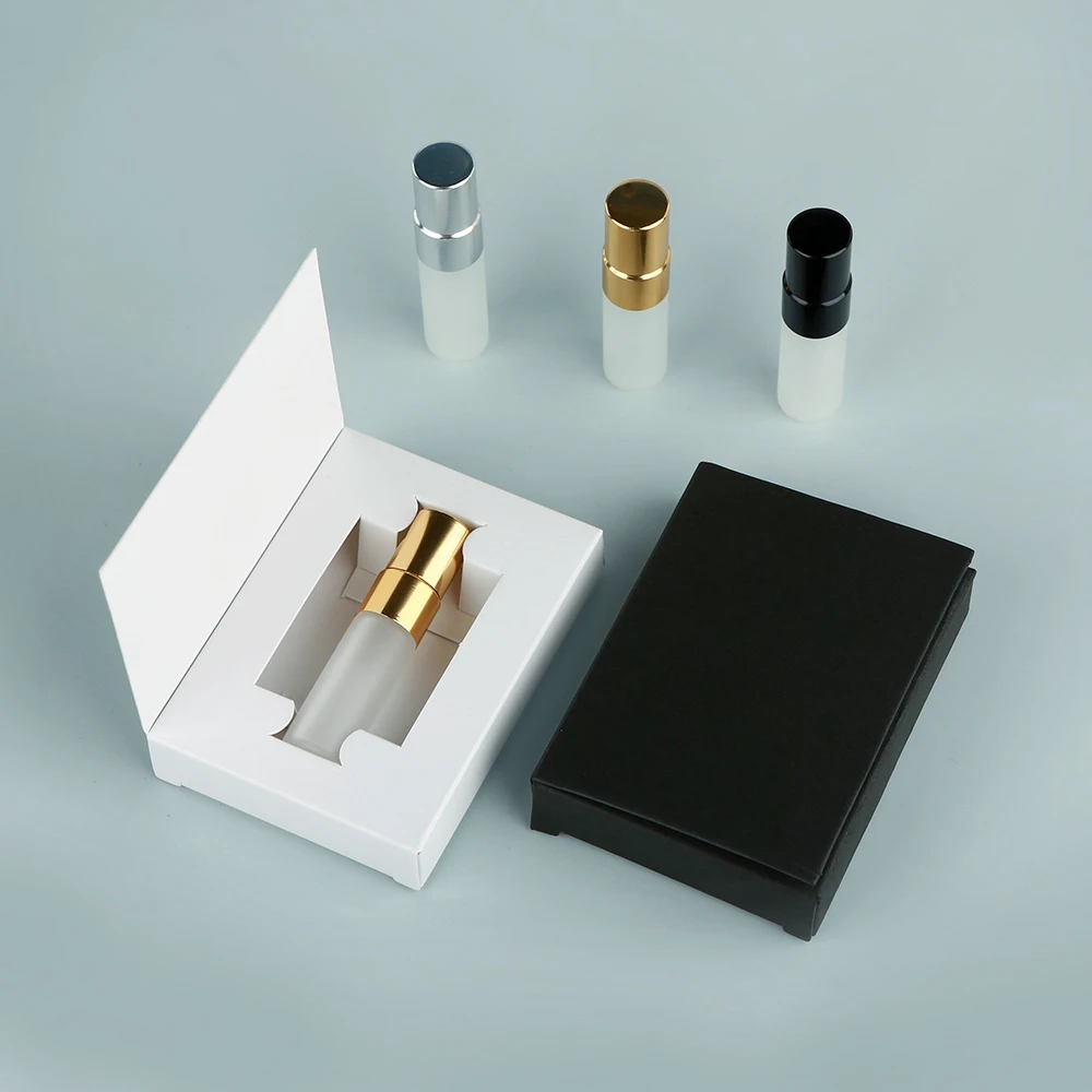 Set di flaconi spray in vetro smerigliato da 20/30 pezzi da 3 ml, mini fiale di profumo atomizzatore portatili con scatola squisita, lavabili e riutilizzabili