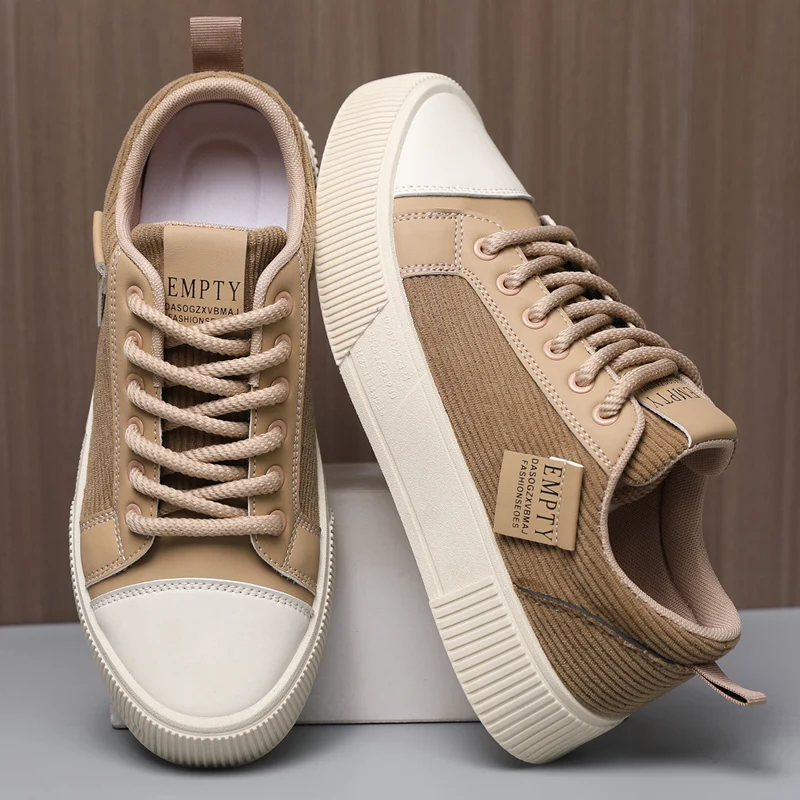 

Men's Flat Casual Walking Vulcanized Shoes with A Retro Style and Lace-up in A Color-blocked Pattern for All Four Seasons