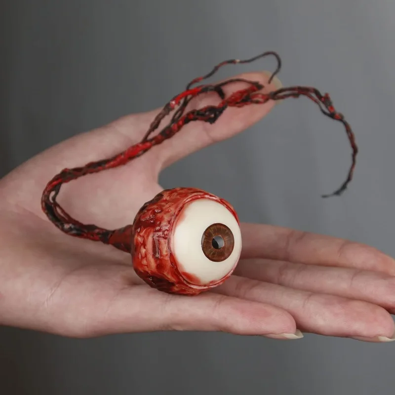 New Bloody Fake Eyeballs Simulated Scare Props Lifelike Torn Eyeballs Halloween Festivities Horror Decorations Party Props