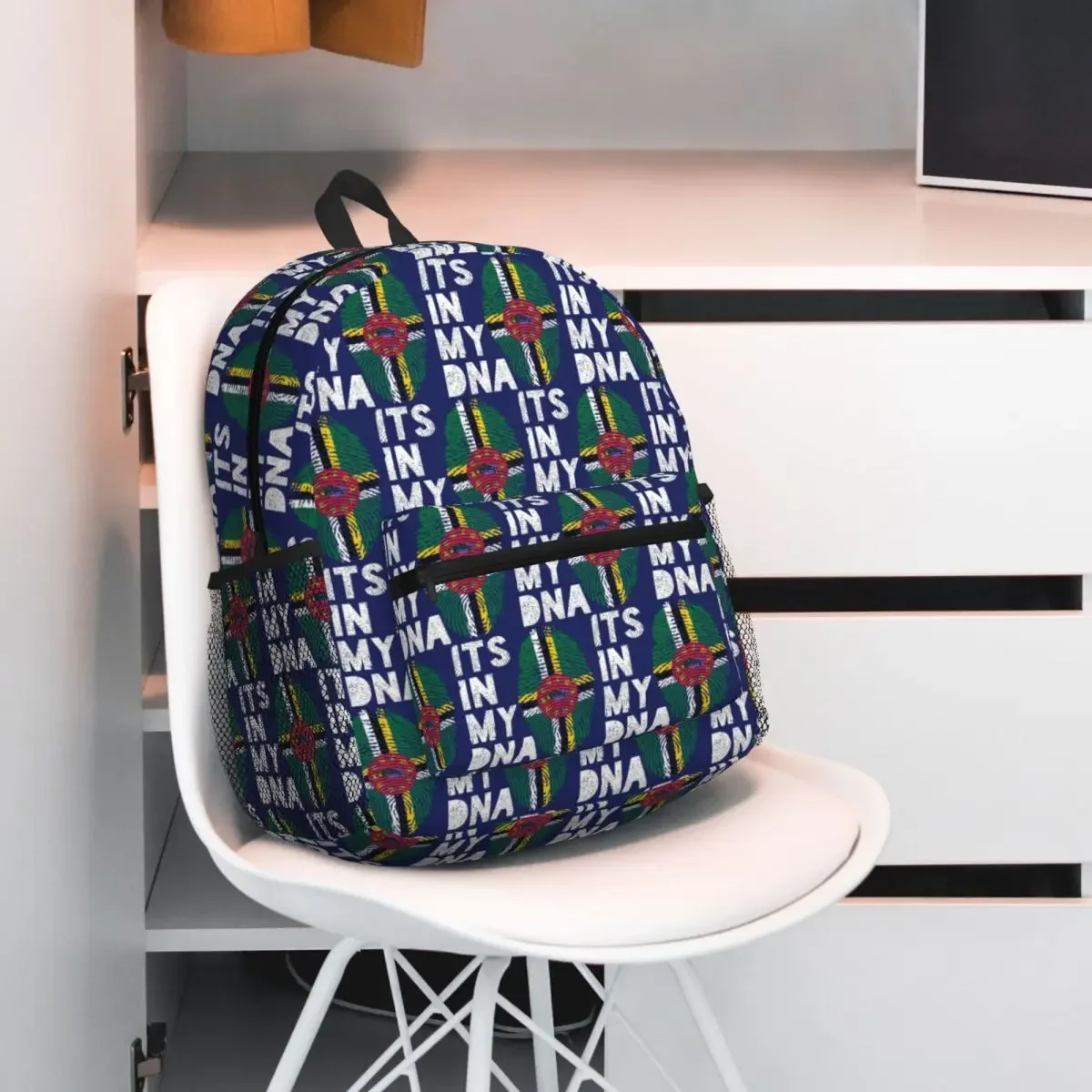 

Its In My DNA Dominica Flag Рюкзак с отпечатками пальцев Рюкзак большой вместимости Детская сумка для книг Школьная сумка Сумки на плечо для мужчин и женщин