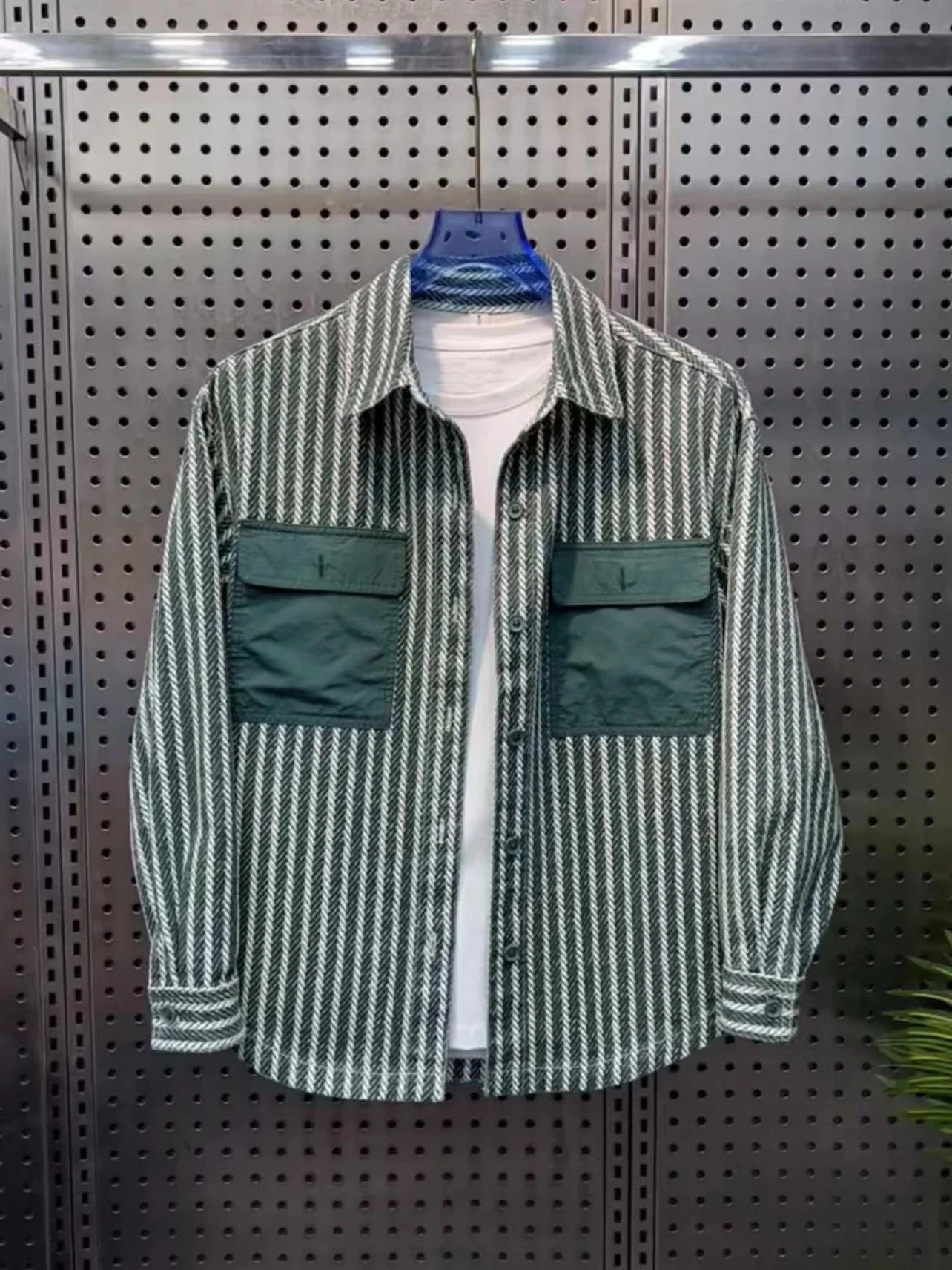 

Spring Autumn Men's Loose Fit Striped Patchwork irt Jaet Casual Workwear Versatile Trendy Brand Long Sve Collared Top