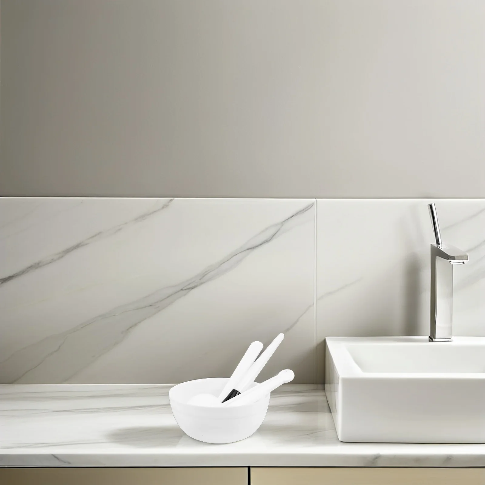 4Sets DIY Gesichtsmaske Schüssel Set 9cm Kunststoff Gesichtsmischschüssel Kit Beauty Tools Zubehör Hautpflegezubehör für Kosmetikerinnen