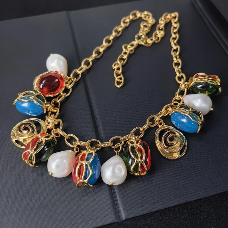 

Luxury Designer Vintage 18K Gold Filled Choker With Natural Pearl Agate Chalcedony Colorful Charm Necklace Retro Jewelry Replica