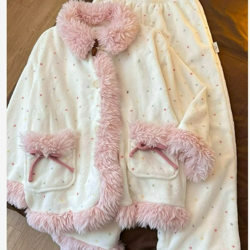 

2026 Autumn/winter New Fashionable Fluffy Warm Thick Loose Home Wear Set Sweet Pink Leopard Print Coral Fleece Pajamas for Women