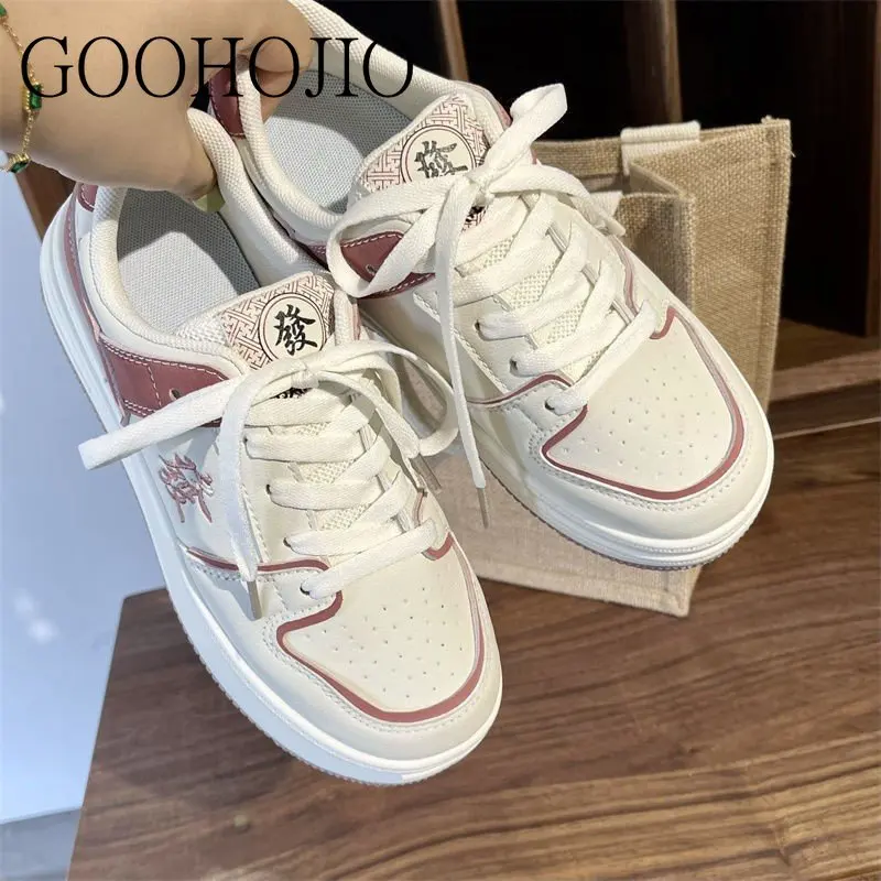 Sneakers scarpe All-match stile College scarpe vulcanizzate da donna scarpe Casual con suola spessa aumento delle donne comode e traspiranti