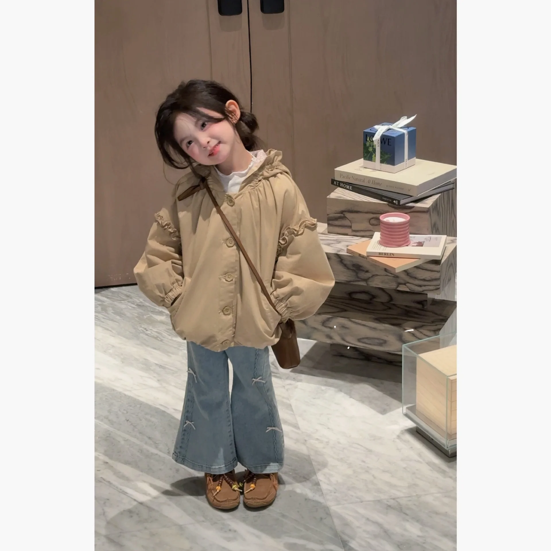 giacca-in-cotone-con-cappuccio-a-maniche-lunghe-per-bambina-modello-lanterna-con-design-a-orecchie-abbigliamento-alla-moda-per-bambini-marca-hihoniya-primavera-2026