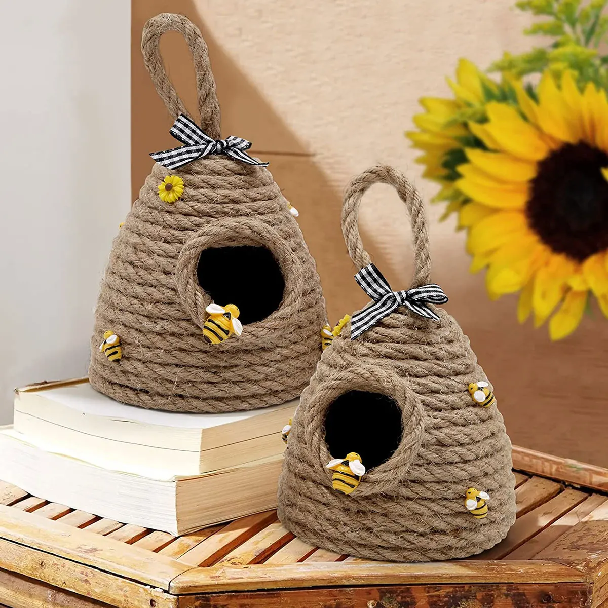 Beehive Decor Jute Hanging Bee Tiered Tray Decor Cute Handmade Honeycomb Decoration for Country Kitchen Bookshelf Garden