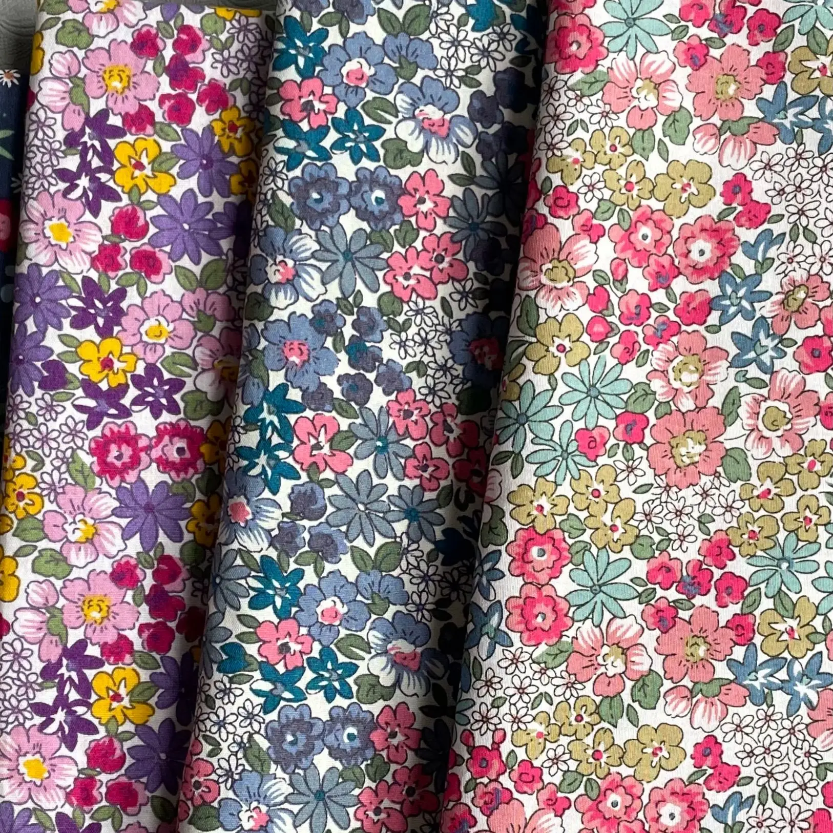 Tela de popelina con estampado Pastoral de plantas y flores, tejido de algodón de popelina para manualidades, toalla de papel de retales, se utiliza para coser vestidos de niños, 40S, 145x50