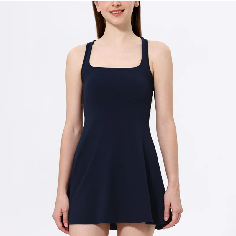 VITALINOVO Zweiteiliges Damen-Tenniskleid mit quadratischem Ausschnitt und Shorts, offener Racerback, integrierter BH, Workout, sportliche Golfkleider – Detail 1
