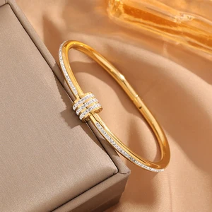 10 Main Sales Gold Bracelet - №10