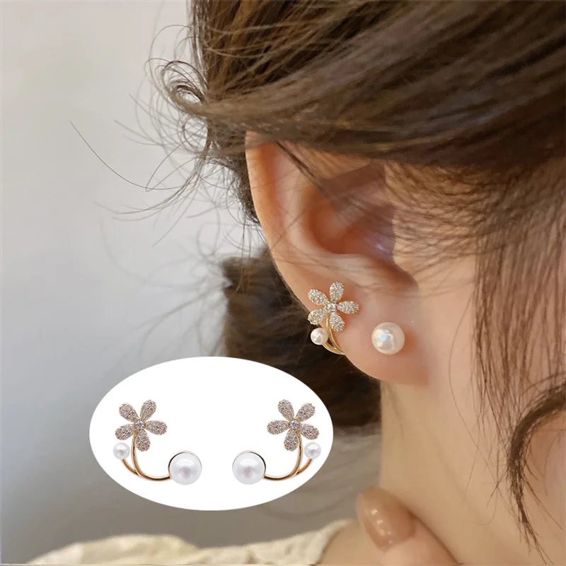 

EVISPOL New Elegant Golden Plated Flower Pearl Stud Earrings Korean Desgin Fashion Earring Jewelry for Woman Girls Wholesale