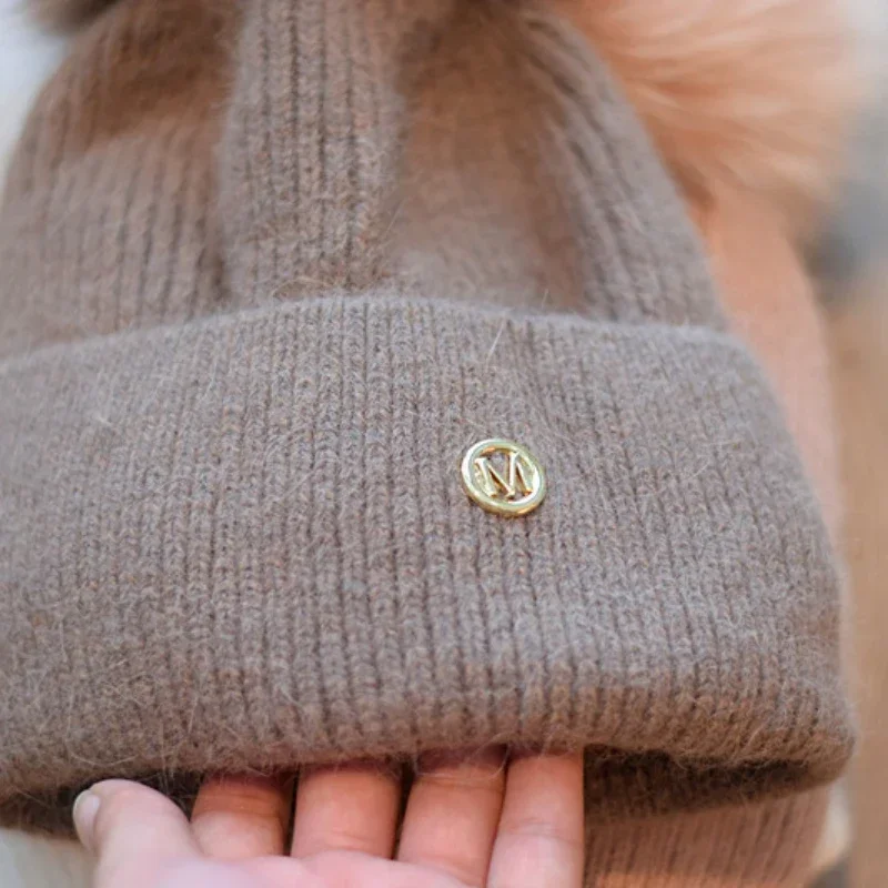 2024 Fox Fur Pompom Woman Winter Hats Outdoor Thick Warm Mink Angola Fur Beanie Knitted Wool Hats Fashion Cap Women Bonnet