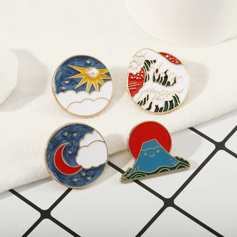 Women Vintage Enamel Pearl Brooches Pins Fashion Classic Metal Round Lapel Pin Lady Baroque Coat Clothing Badges Corsage
