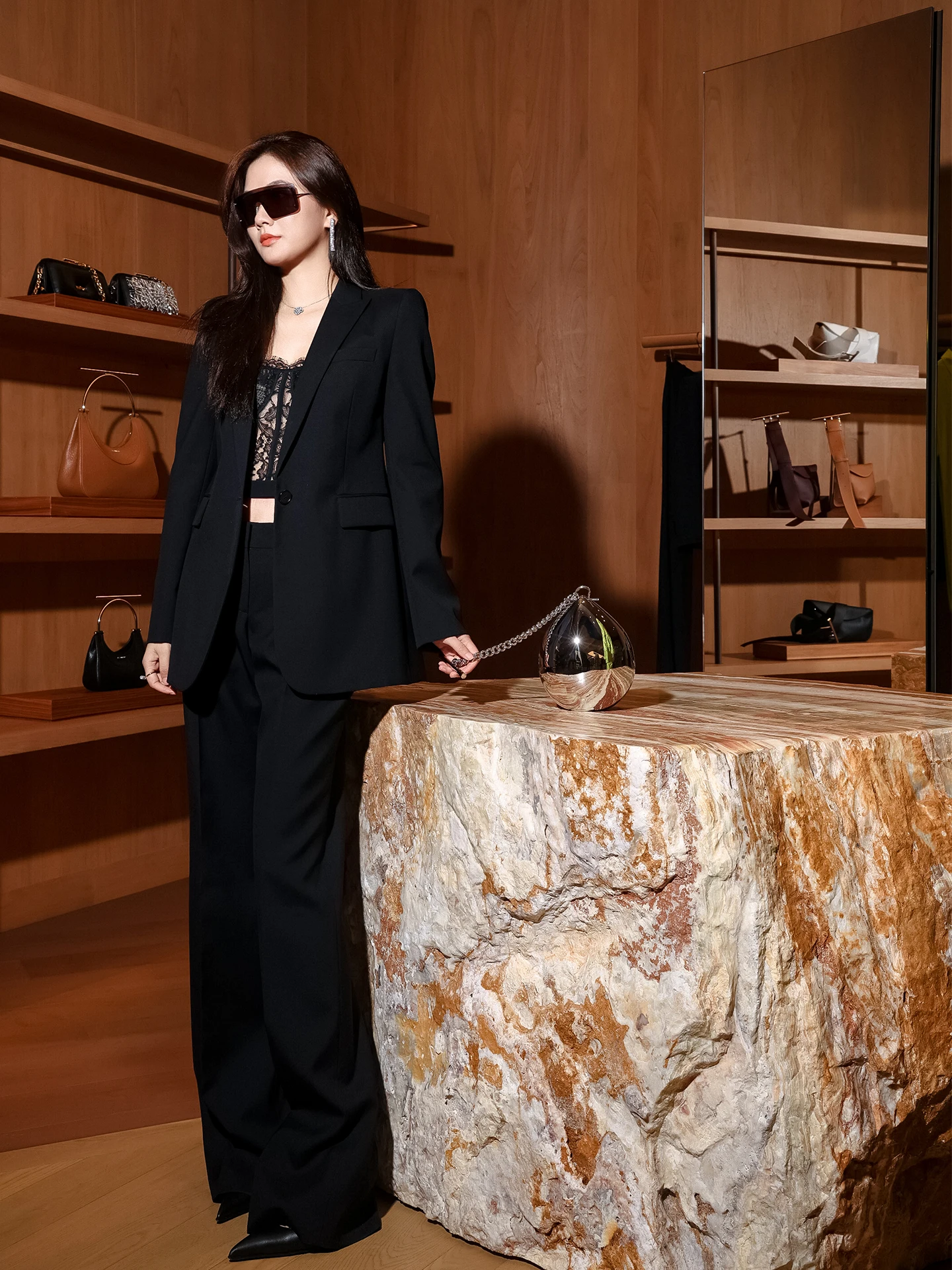 

Новый шерстяной повседневный костюм Linyei: пиджак на одной пуговице и брюки с широкими штанинами для делового стиля