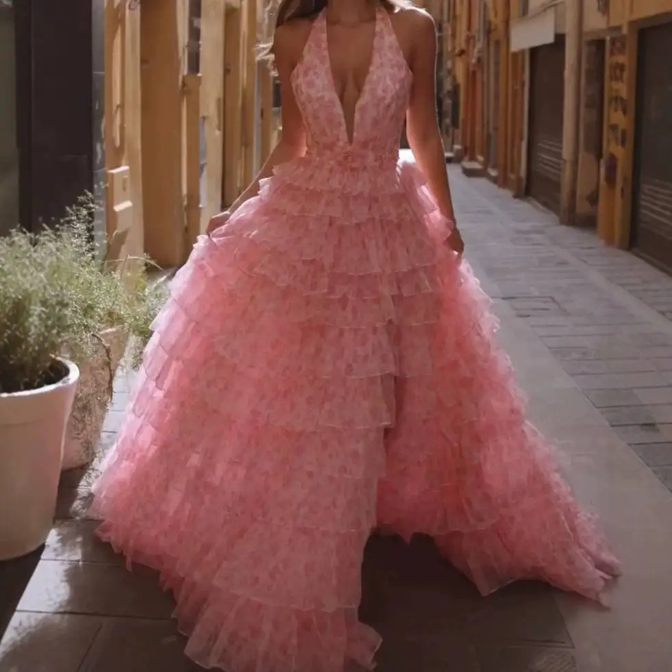 

Sexy Uneven Hem Sleeveless Backless Tulle Dress with Lace Trim High Waist Wool Blend Fabric Travel Suitable U Neck Single Piece