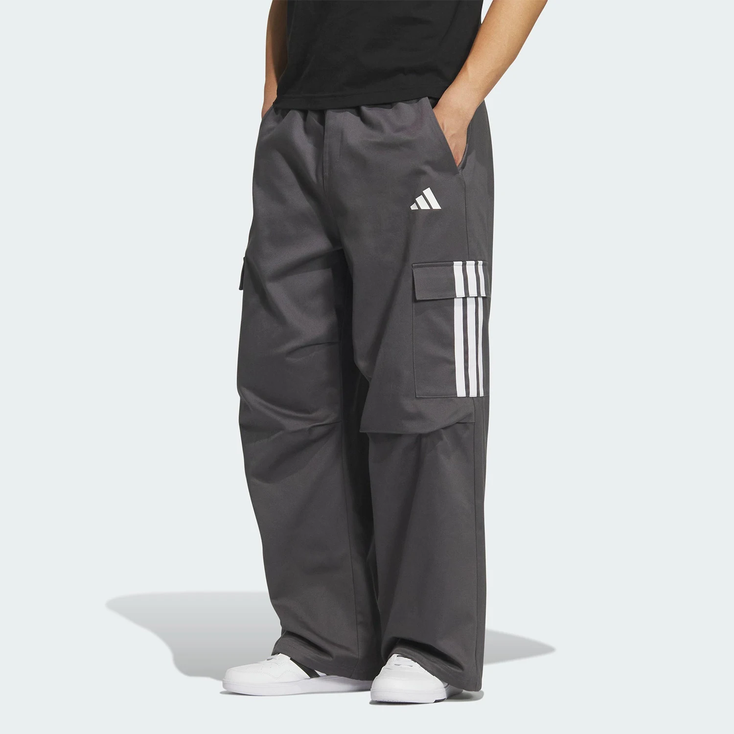 

Мужские спортивные повседневные брюки Adidas Authentic PARACHUTE с тремя полосками KF2750