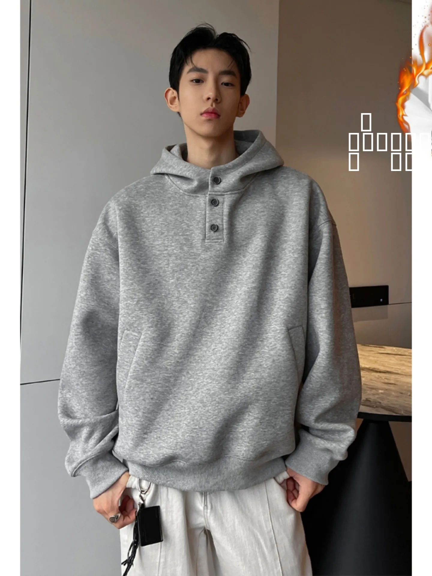 

Американский стильный однотонный свитшот с капюшоном и высоким воротником, мужская осенне-зимняя свободная повседневная верхняя одежда, модная, универсальная, удобная.