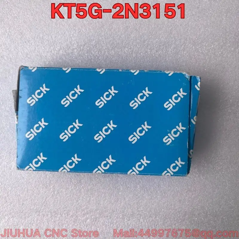 New KT5G-2N3151 color label sensor