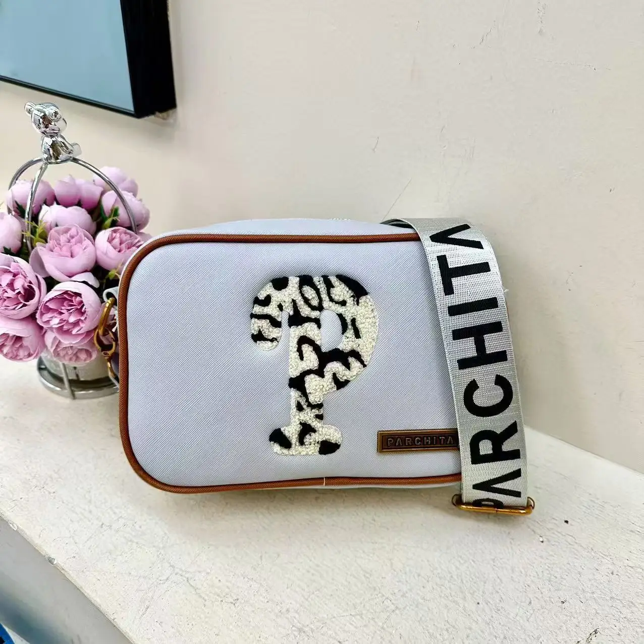 

Urban Letter Print Square Bag, Street Style Crossbody Purse for Women, Stripe Pattern Shoulder Tote, Casual Fashion Sling Bag​